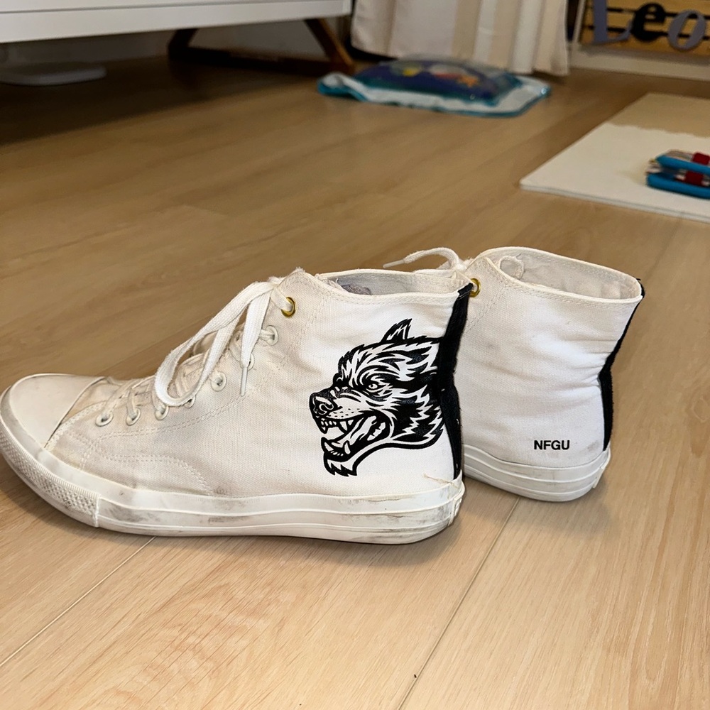Darc Sport White High-Top Athletic Shoes